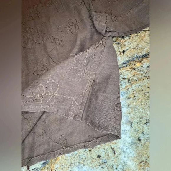 Alfred Dunner Brown Embroidered 3/4 Sleeve Button Front Shirt Women’s Size 14 - Picture 3 of 8